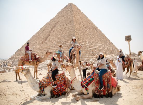 جولة أهرامات الجيزة على هامش ندوة معهد مانديلا بالقاهرة
